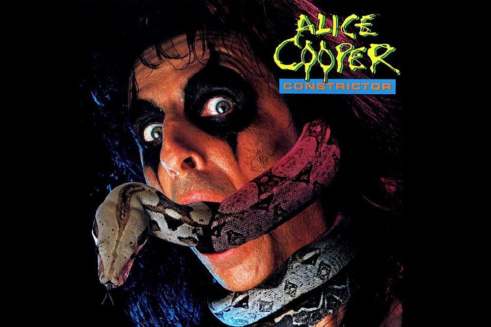 Classic Rock Magazin Deutschland 2023-10 Iron Maiden AC/DC Alice Cooper Black Stone Cherry Marc Bolan #123
