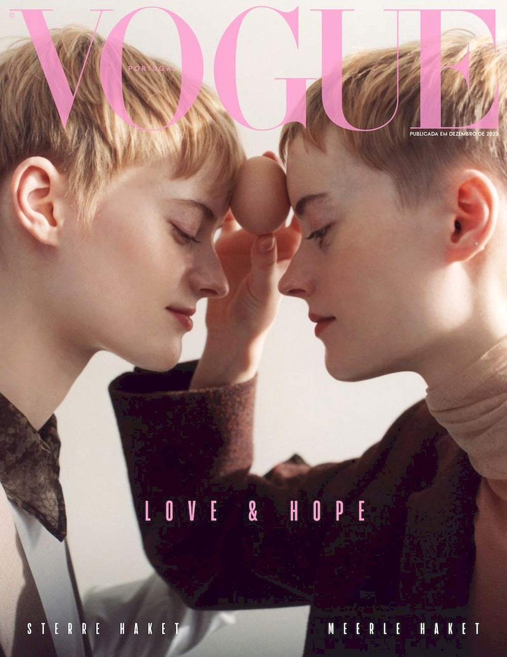 Vogue Rivista Portogallo 2023-12 – Meerle Haket Sterre Haket – Edizione originale