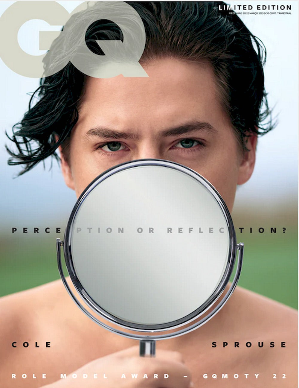 GQ Magazine Portugal 2022-12 Cole Sprouse Édition originale