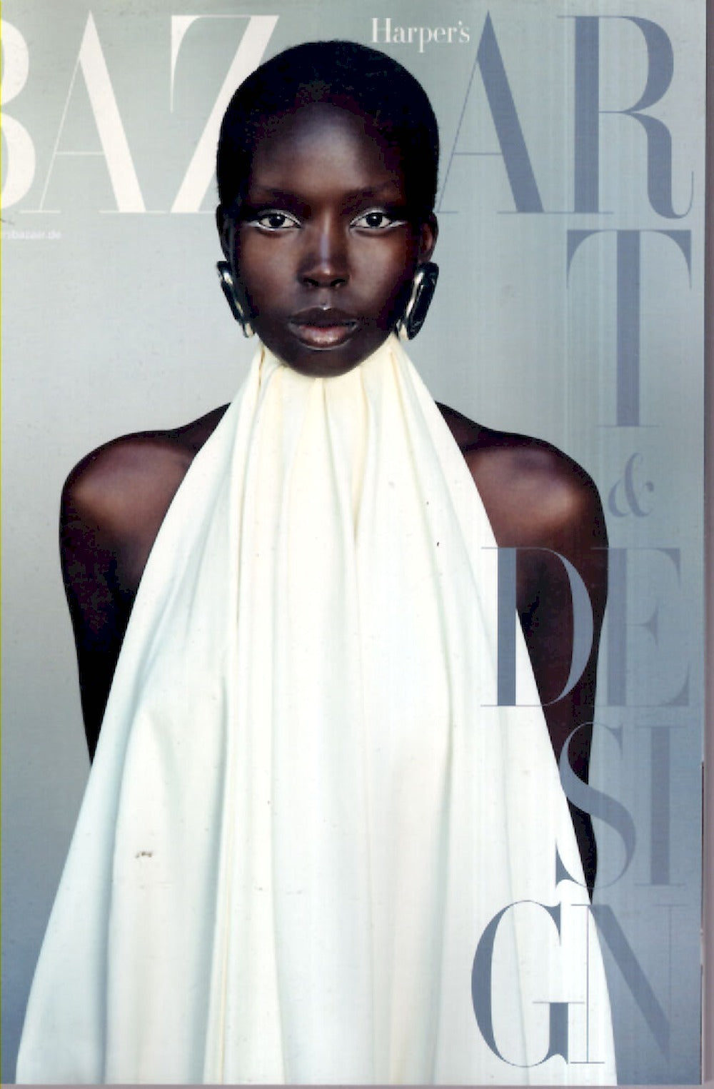 Harpers Bazaar Magazin Deutschland 2025-10 Ajok Madel