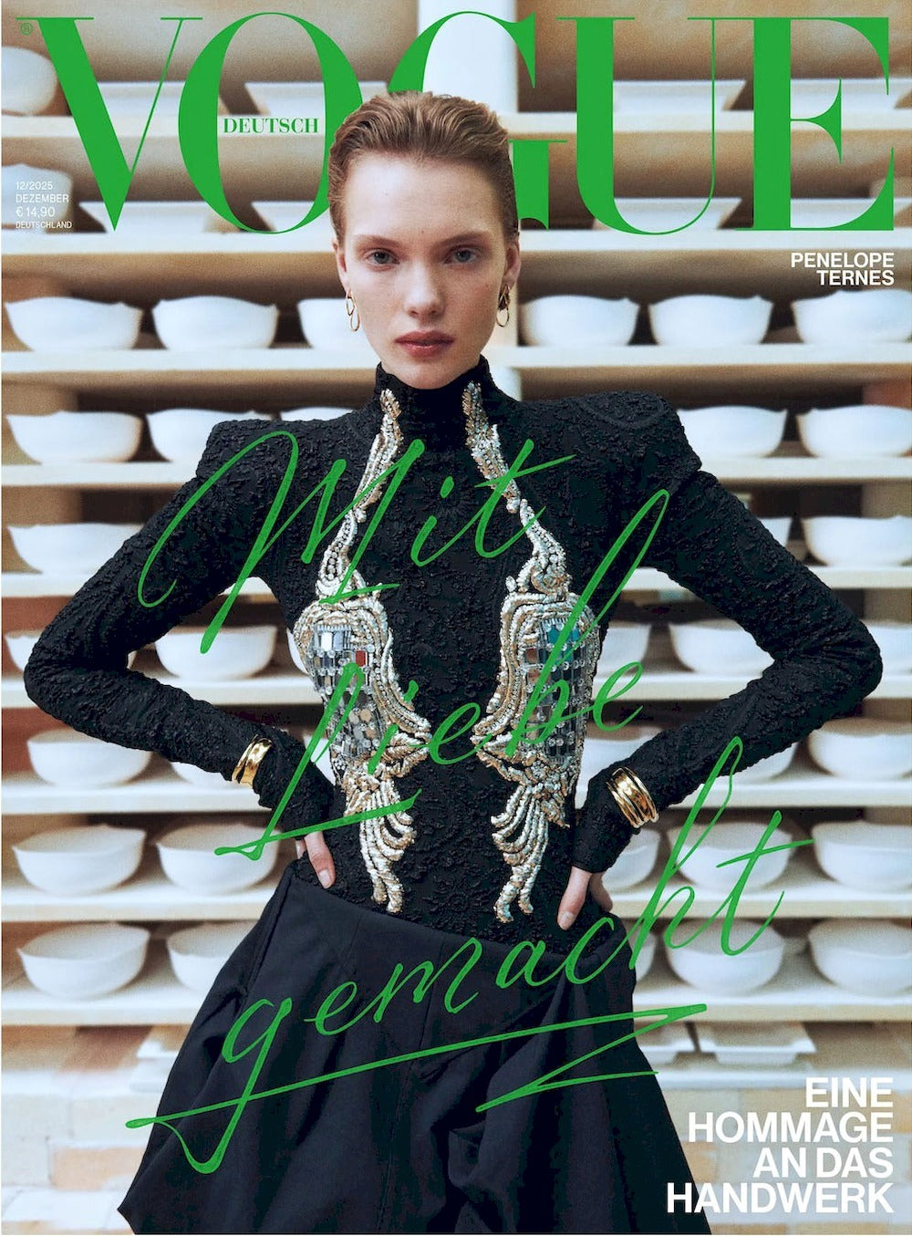 Vogue Magazin Deutschland 2025-12 Penelope Ternes