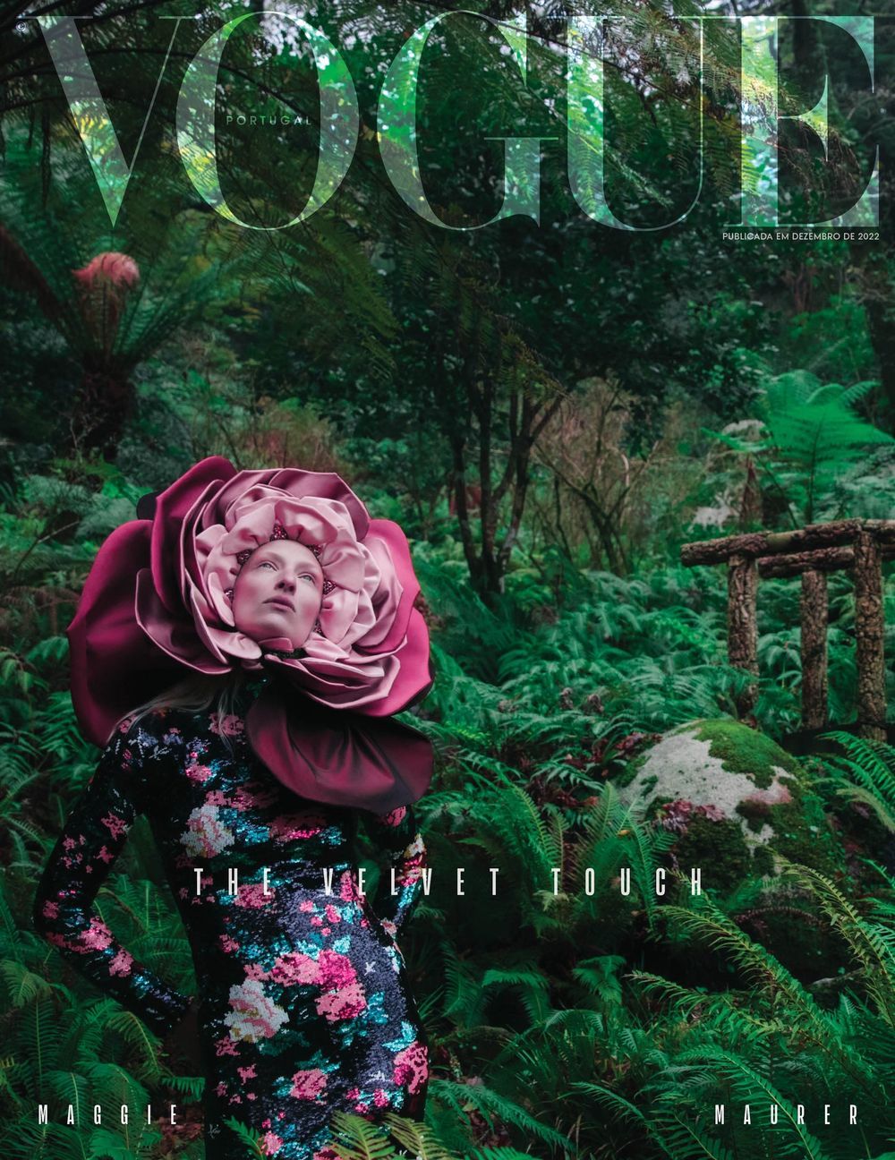 Vogue Tijdschrift Portugal 2022-12+01 Maggie Maurer Originele uitgave Cover #4