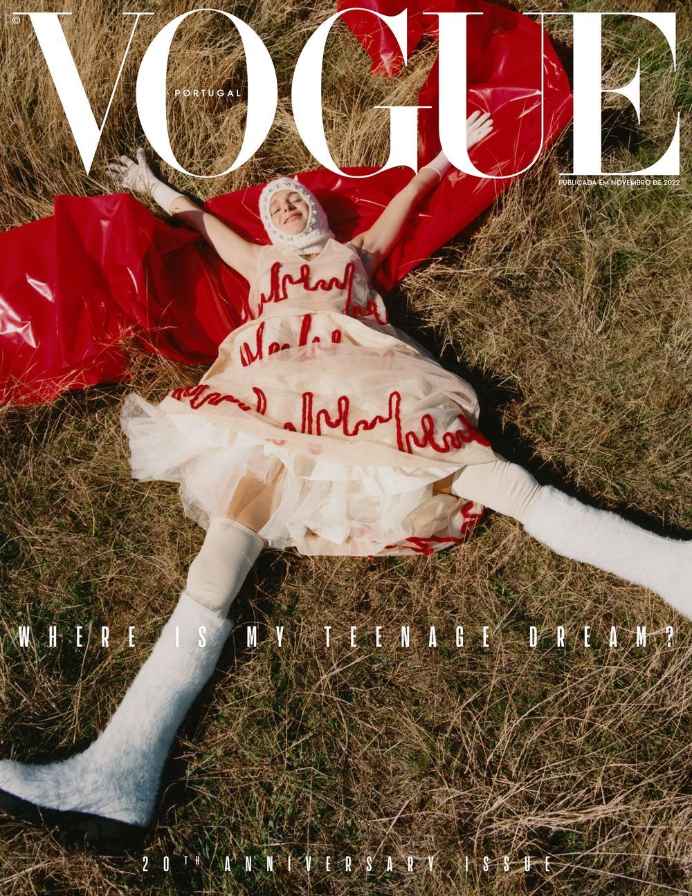 Vogue Magazine Portugal 2022-11 Steffi Cook Original Print Issue Cover #3