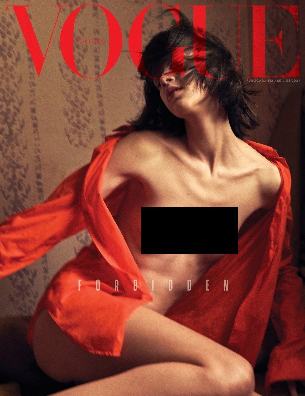 Vogue Lehti Portugali 2021-04 Katarina Janickova Black Alkuperäinen painos