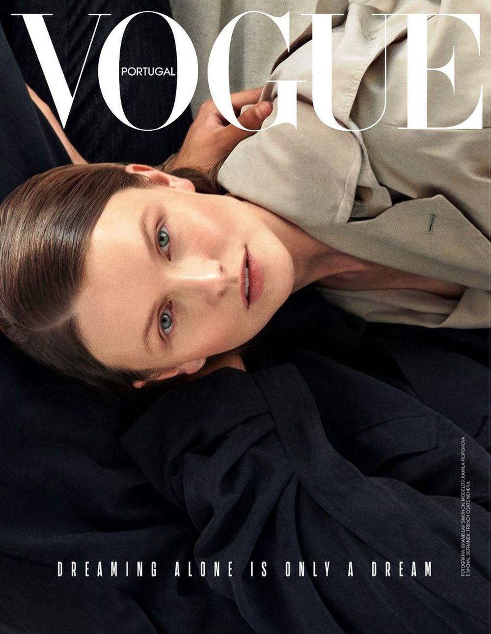 Vogue Revista Portugal 2020-06 Kamila Filipcikova Edição original