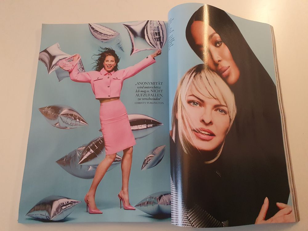 Vogue Magazin Deutschland 2023-09 Ashley Graham Crawford Evangelista Campbell