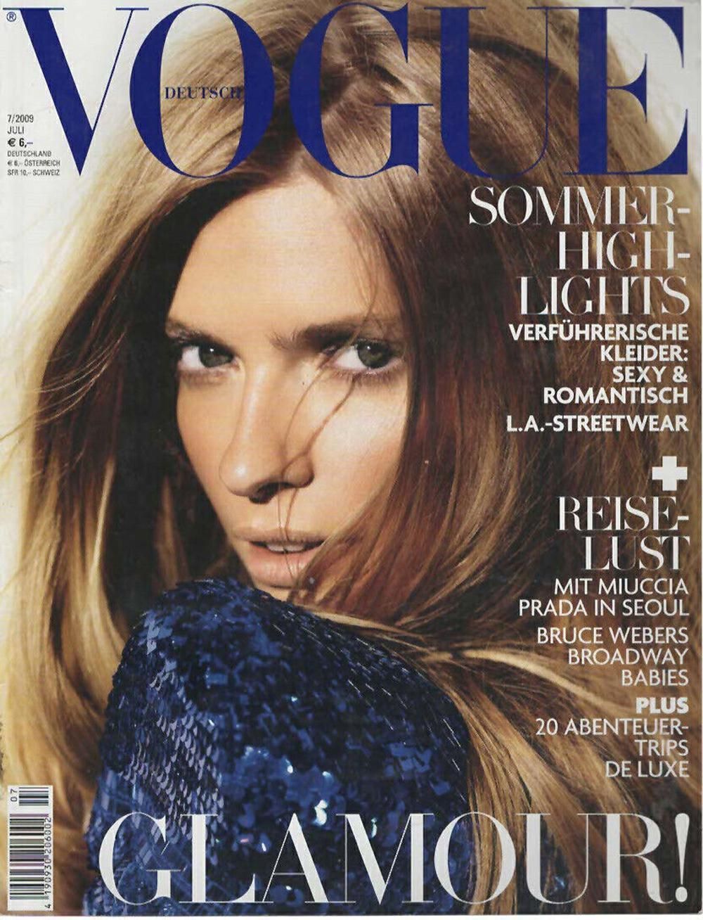 Vogue Tijdschrift Duitsland 2009-07 – Julia Stegner – Originele uitgave
