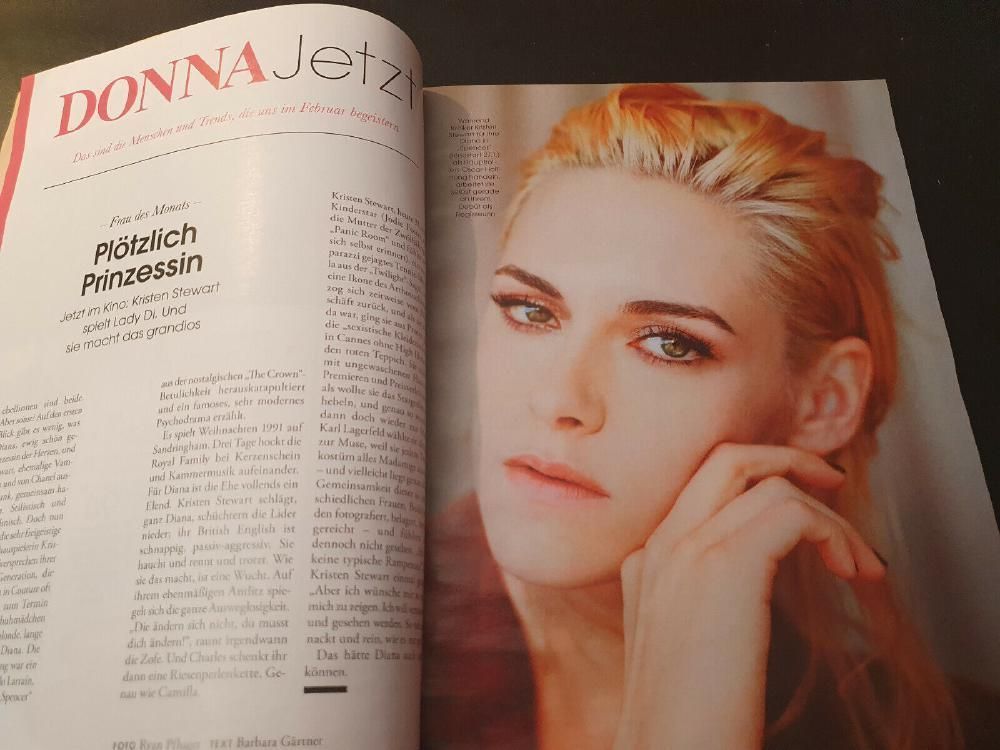 Donna Magazin Deutschland 2022-02 Kristen Stewart Catherine Deneuve Parewijck