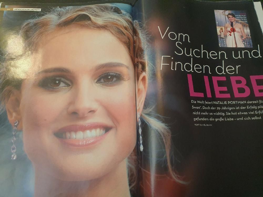View Magazin Deutschland 2011-02 Mark Zuckerberg Natalie Portman Elton John Andrej Pejic